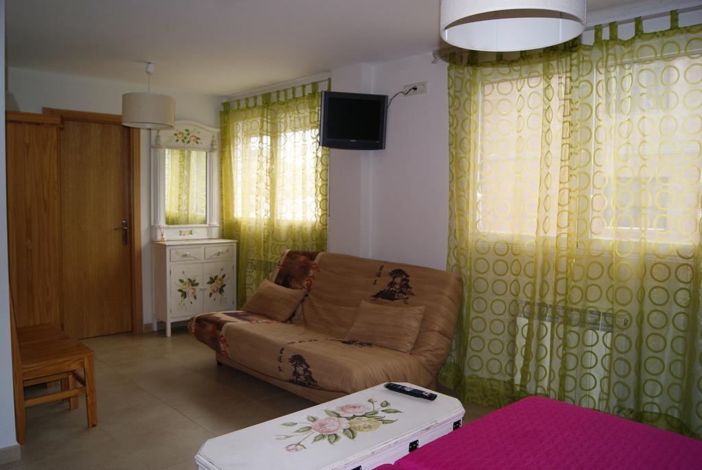 Hostal Penacardena Igea Екстер'єр фото